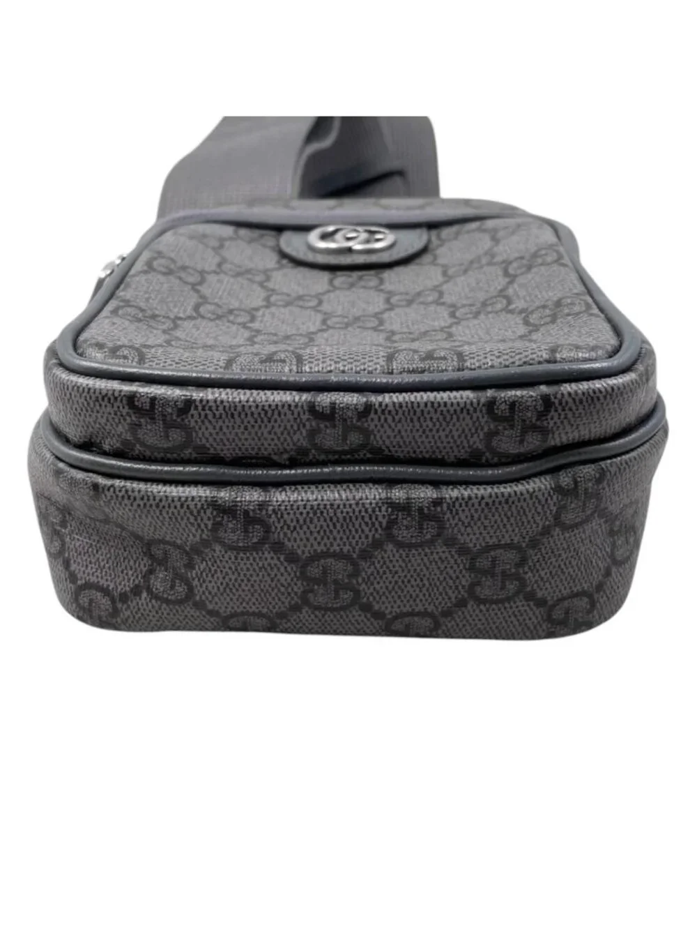 Gucci brand gg